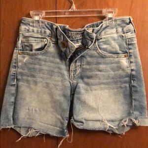 American eagle ripped jean shorts
